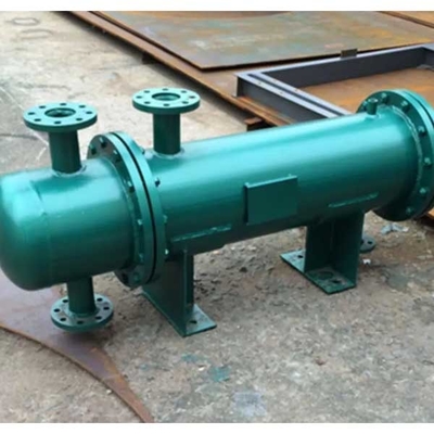 เครื่องแลกเปลี่ยนความร้อนแบบแผ่นเกลียวคู่ 4.0m3 / H 8.0m3 / H Tubular Condenser