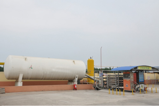 50 M³ Cryogenic Storage Tank - Front View